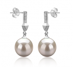 9-10mm AAAA Quality Freshwater Cultured Pearl Earring Pair in Erma White