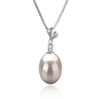 9-10mm AAA Quality Freshwater Cultured Pearl Pendant in Alaska White