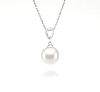 9-10mm AAAA Quality Freshwater Cultured Pearl Pendant in Karen White 9-10mm AAAA Quality Freshwater Cultured Pearl Pendant in Karen White