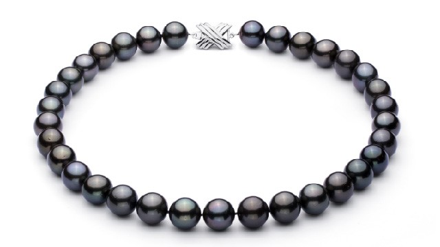 View Black Pearl Necklaces collection